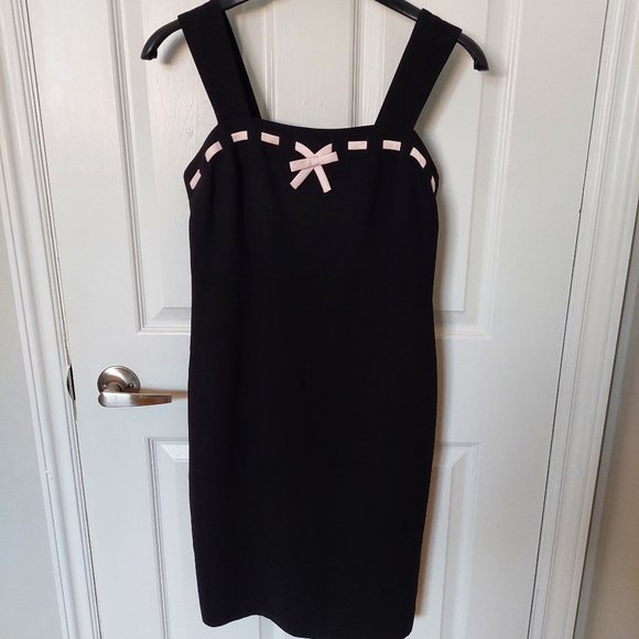 Laura Dresses & Skirts - Laura Sheath Dress with Baby Pink Ribbon Detail Size 4-6/S Black/Pink